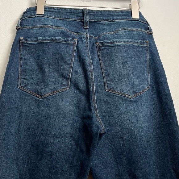 Kut from the Kloth Women's Ana High Rise Fab Ab Flare Jeans - Picture 5 of 13